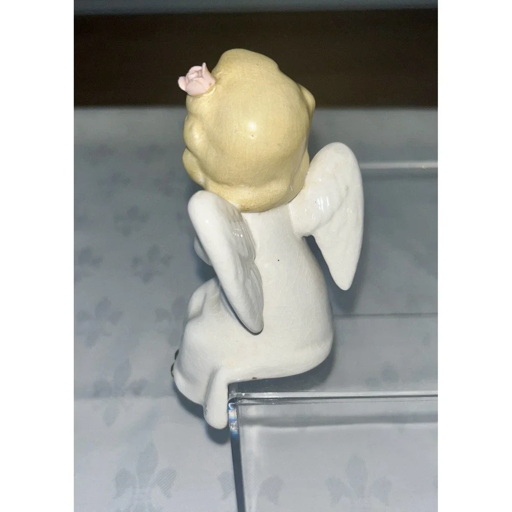 Vtg 1950s Kissing Angels Ceramic Figurine Japan  Boy & Girl Shelve Sitters